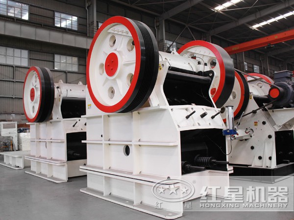 1000tph歐版碎石機(jī)型號(hào)多樣 1000tph歐版碎石機(jī)型號(hào)多樣