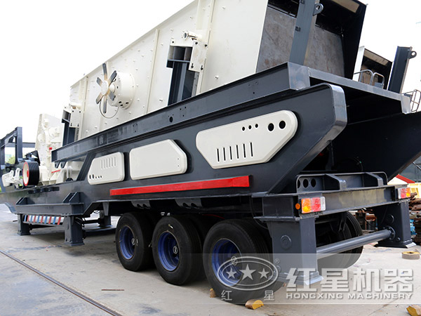 輪胎式花崗巖反擊破移動(dòng)破石子機(jī) 輪胎式花崗巖反擊破移動(dòng)破石子機(jī)