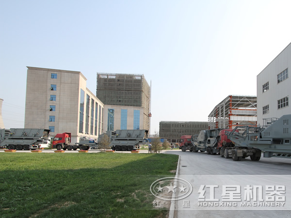 紅星花崗巖移動(dòng)破石子機(jī)廠家 紅星花崗巖移動(dòng)破石子機(jī)廠家