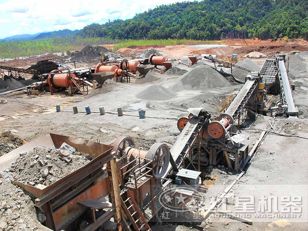 黑錳礦球磨機(jī)作業(yè)現(xiàn)場:更環(huán)保節(jié)能 黑錳礦球磨機(jī)作業(yè)現(xiàn)場:更環(huán)保節(jié)能