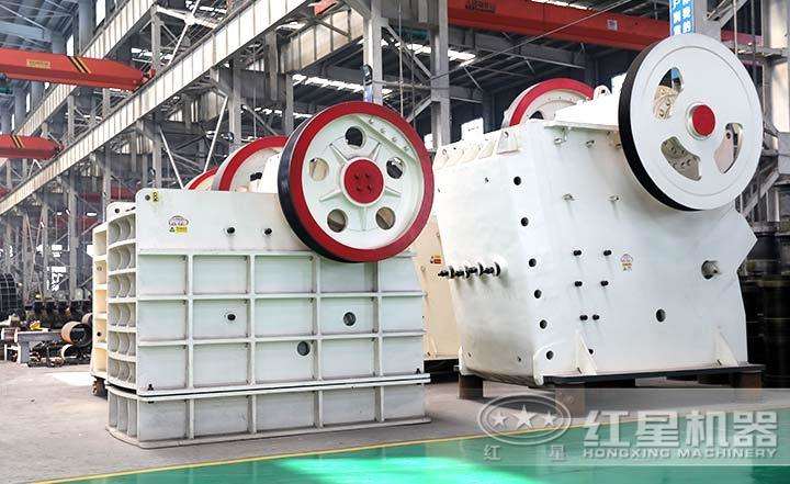 顎式破碎機,破碎比大,產量高,使用壽命長 顎式破碎機,破碎比大,產量高,使用壽命長