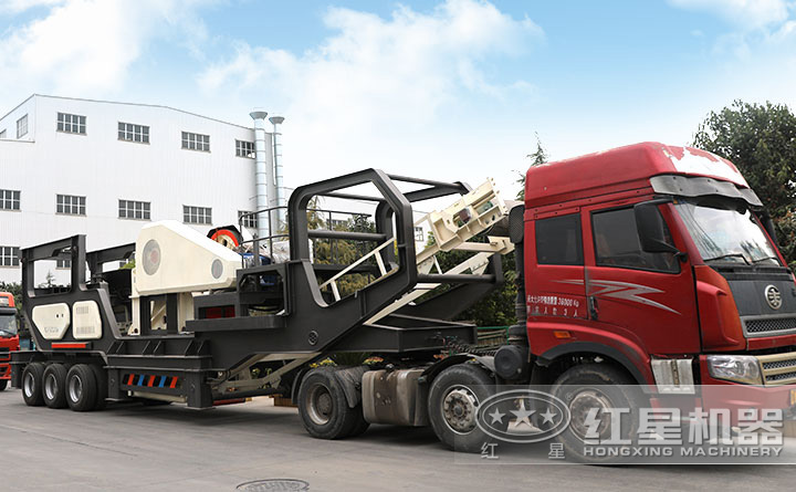 時(shí)產(chǎn)400噸移動(dòng)給料機(jī)+顎破一體機(jī)火熱發(fā)貨中 時(shí)產(chǎn)400噸移動(dòng)給料機(jī)+顎破一體機(jī)火熱發(fā)貨中