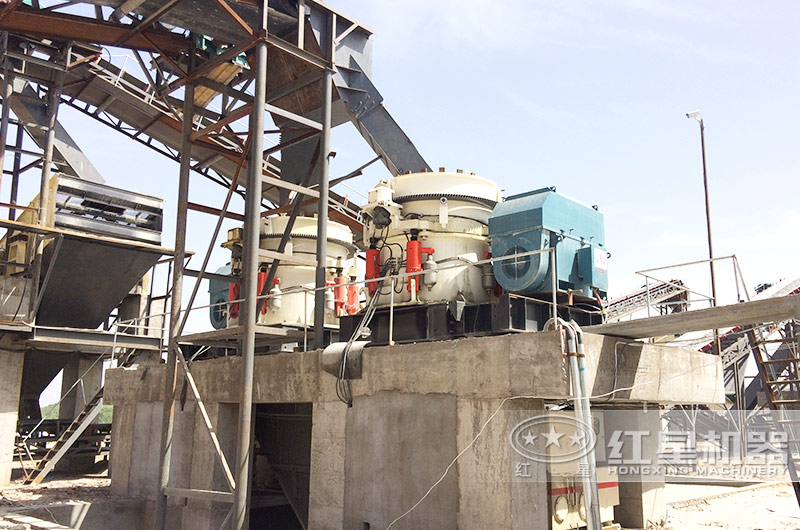 多缸液壓圓錐破碎機作業現場 多缸液壓圓錐破碎機作業現場