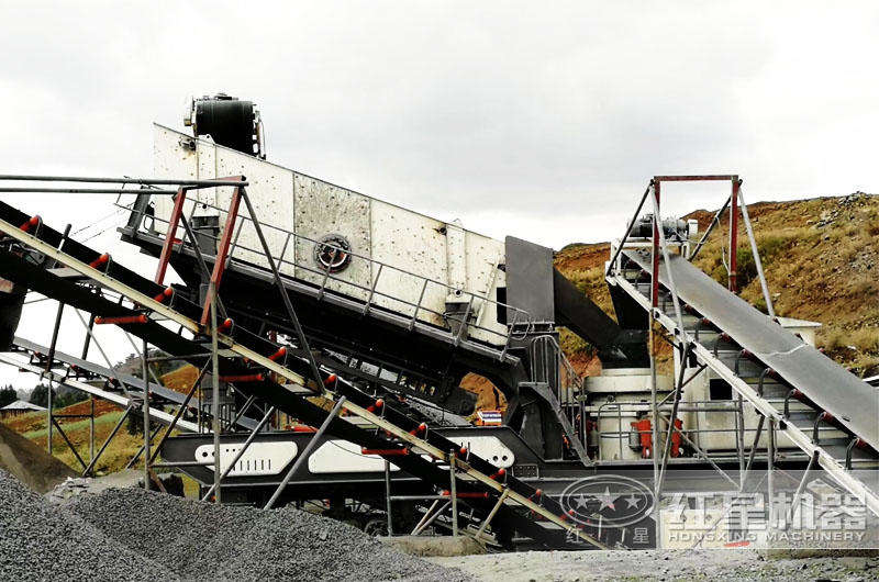 時產300噸移動柴油機小型制砂機生產現場 時產300噸移動柴油機小型制砂機生產現場