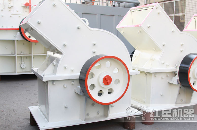 錘式破碎機(jī):適用于中小型產(chǎn)量生產(chǎn)線 錘式破碎機(jī):適用于中小型產(chǎn)量生產(chǎn)線