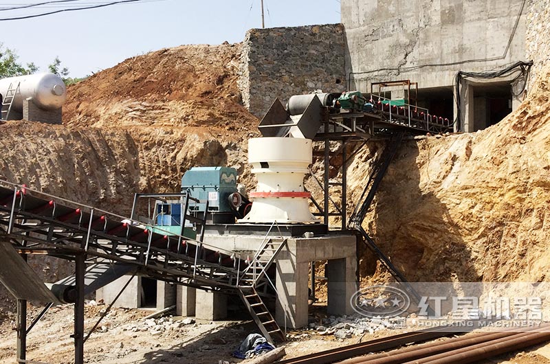 時產(chǎn)200噸河石碎砂生產(chǎn)線,圓錐破碎機圖 時產(chǎn)200噸河石碎砂生產(chǎn)線,圓錐破碎機圖