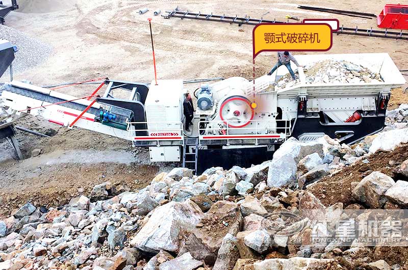 履帶式移動鄂式破碎機生產現場，一鍵操控超智能