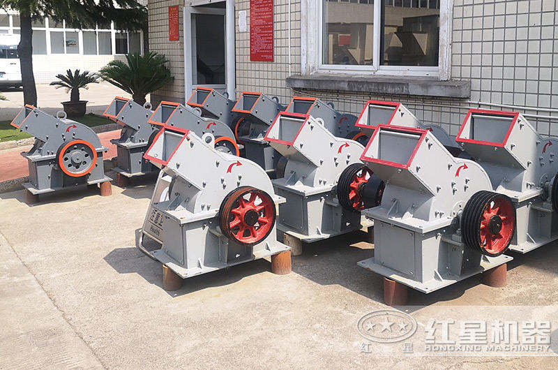 小型錘式制砂機(jī) 小型錘式制砂機(jī)