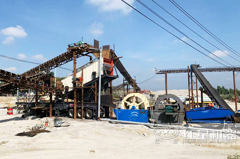 移動(dòng)式小型石頭碎沙機(jī)生產(chǎn)現(xiàn)場圖 移動(dòng)式小型石頭碎沙機(jī)生產(chǎn)現(xiàn)場圖