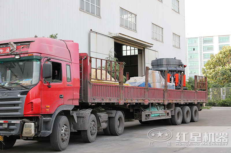 液壓破碎機(jī)設(shè)備發(fā)貨 液壓破碎機(jī)設(shè)備發(fā)貨