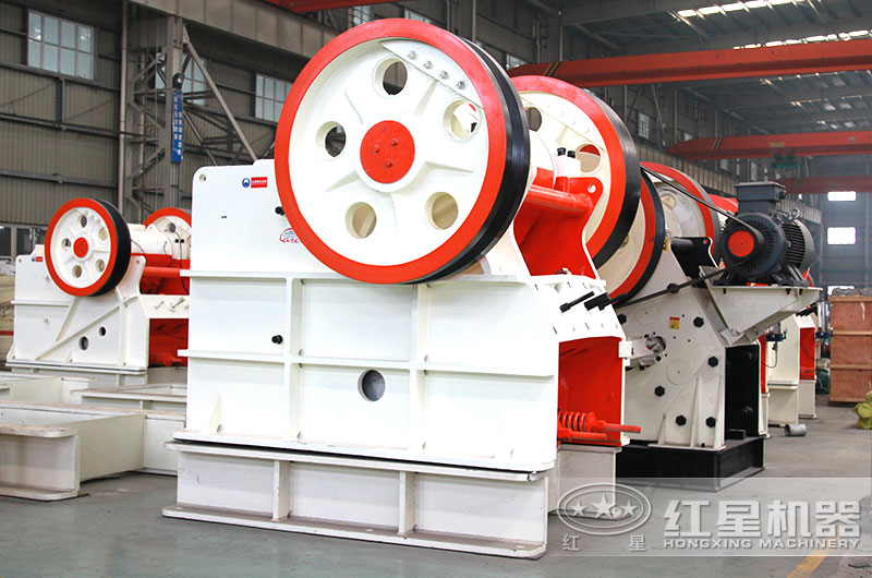 顎式液壓巖石破碎機圖片 顎式液壓巖石破碎機圖片