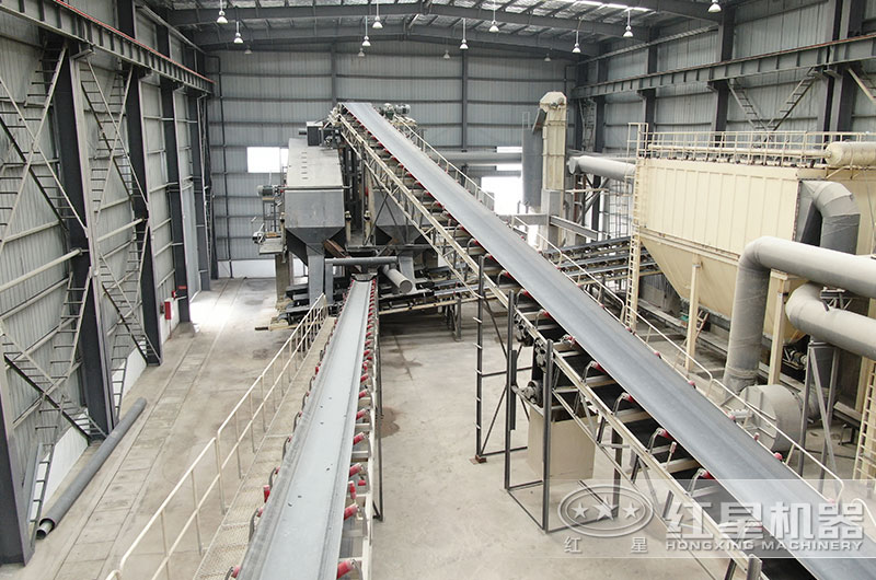 江蘇客戶膠帶輸送機工作現場 江蘇客戶膠帶輸送機工作現場