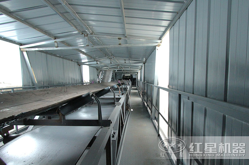 河南客戶皮帶輸送機,配置密封罩 河南客戶皮帶輸送機,配置密封罩