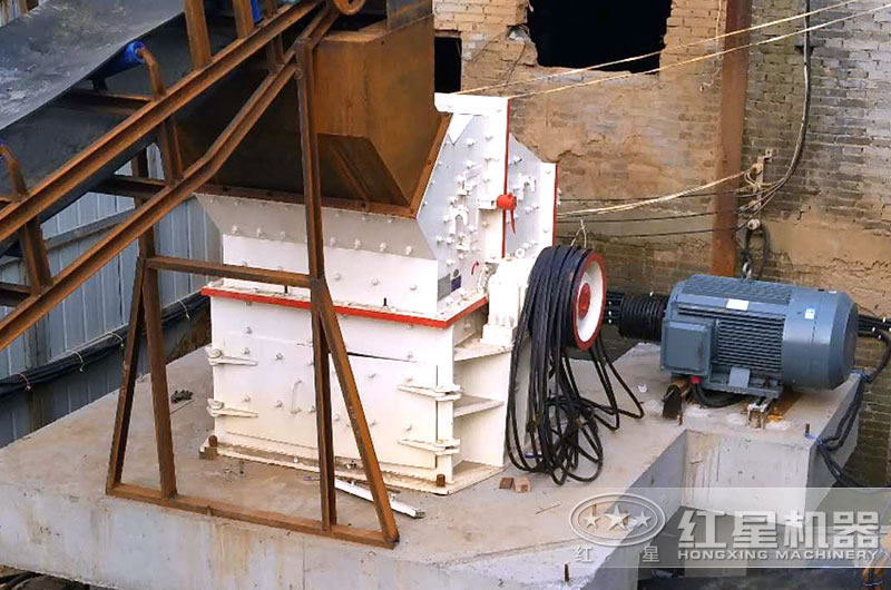 山東客戶青石破碎生產線圖片 山東客戶青石破碎生產線圖片