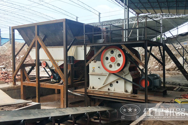 1000×1200顎式破碎機(jī)生產(chǎn)現(xiàn)場圖 1000×1200顎式破碎機(jī)生產(chǎn)現(xiàn)場圖