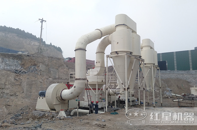 200目石料磨粉加工客戶現(xiàn)場 200目石料磨粉加工客戶現(xiàn)場