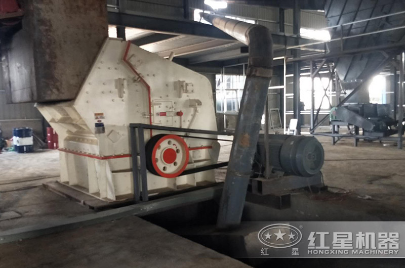 花崗巖反擊式破碎機(jī)