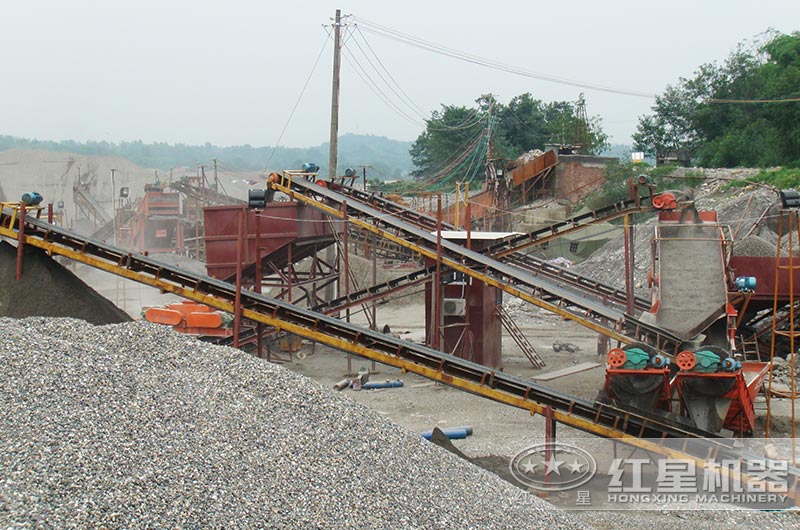 對輥破加工生產(chǎn)現(xiàn)場 對輥破加工生產(chǎn)現(xiàn)場