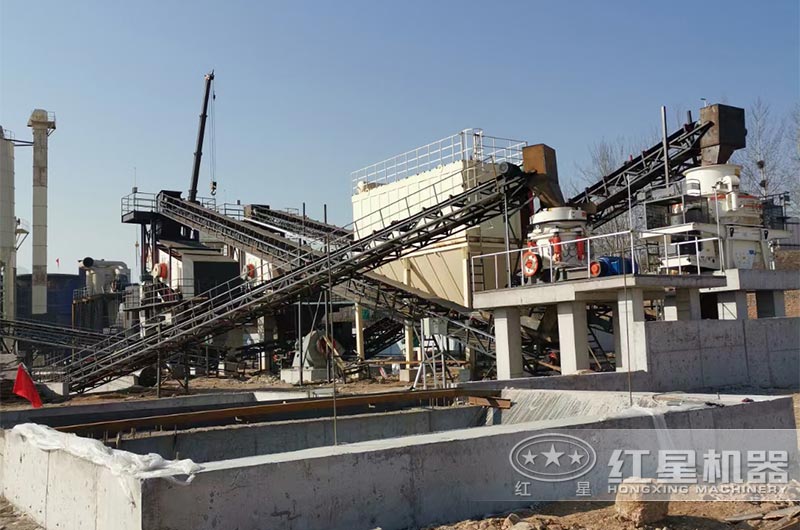 大型制砂生產(chǎn)線現(xiàn)場(chǎng) 大型制砂生產(chǎn)線現(xiàn)場(chǎng)