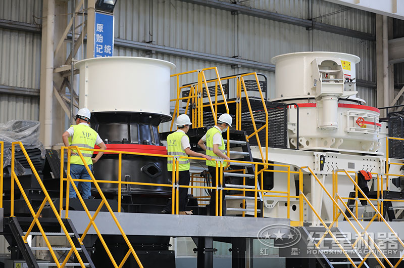 客戶來(lái)廠考察機(jī)制砂生產(chǎn)設(shè)備 客戶來(lái)廠考察機(jī)制砂生產(chǎn)設(shè)備